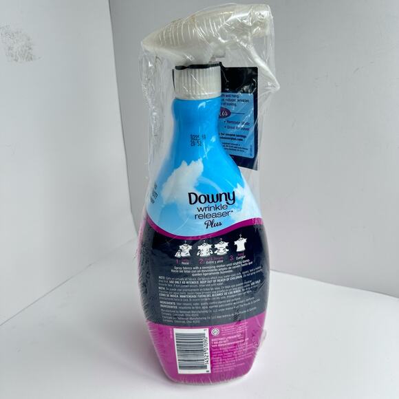 NEW! Downy Light Fresh Scent Wrinkle Releaser Plus Sprays 33.8 fl oz - Picture 5 of 5